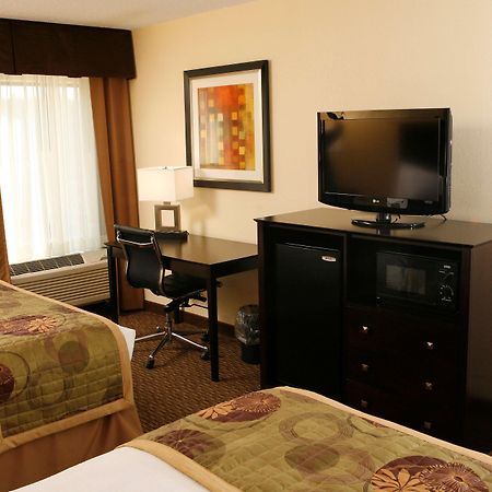 Best Western Plus Goldsboro Extérieur photo