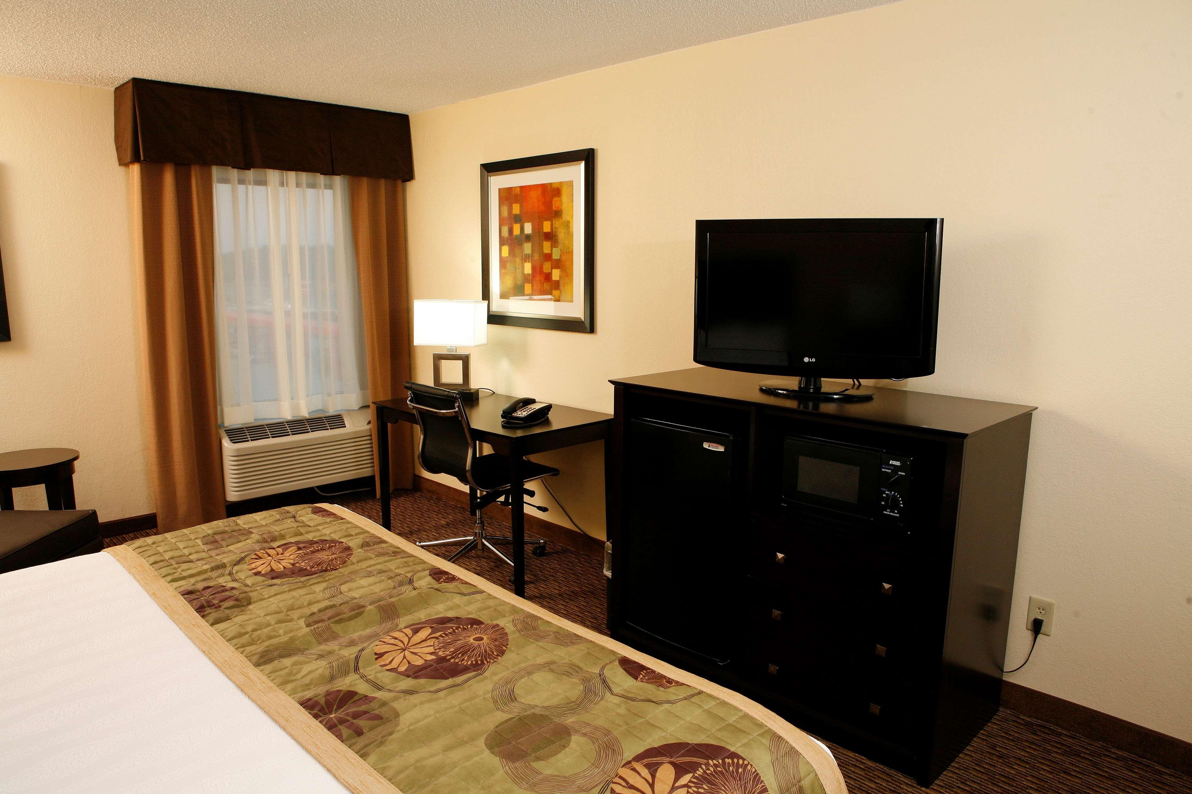 Best Western Plus Goldsboro Extérieur photo