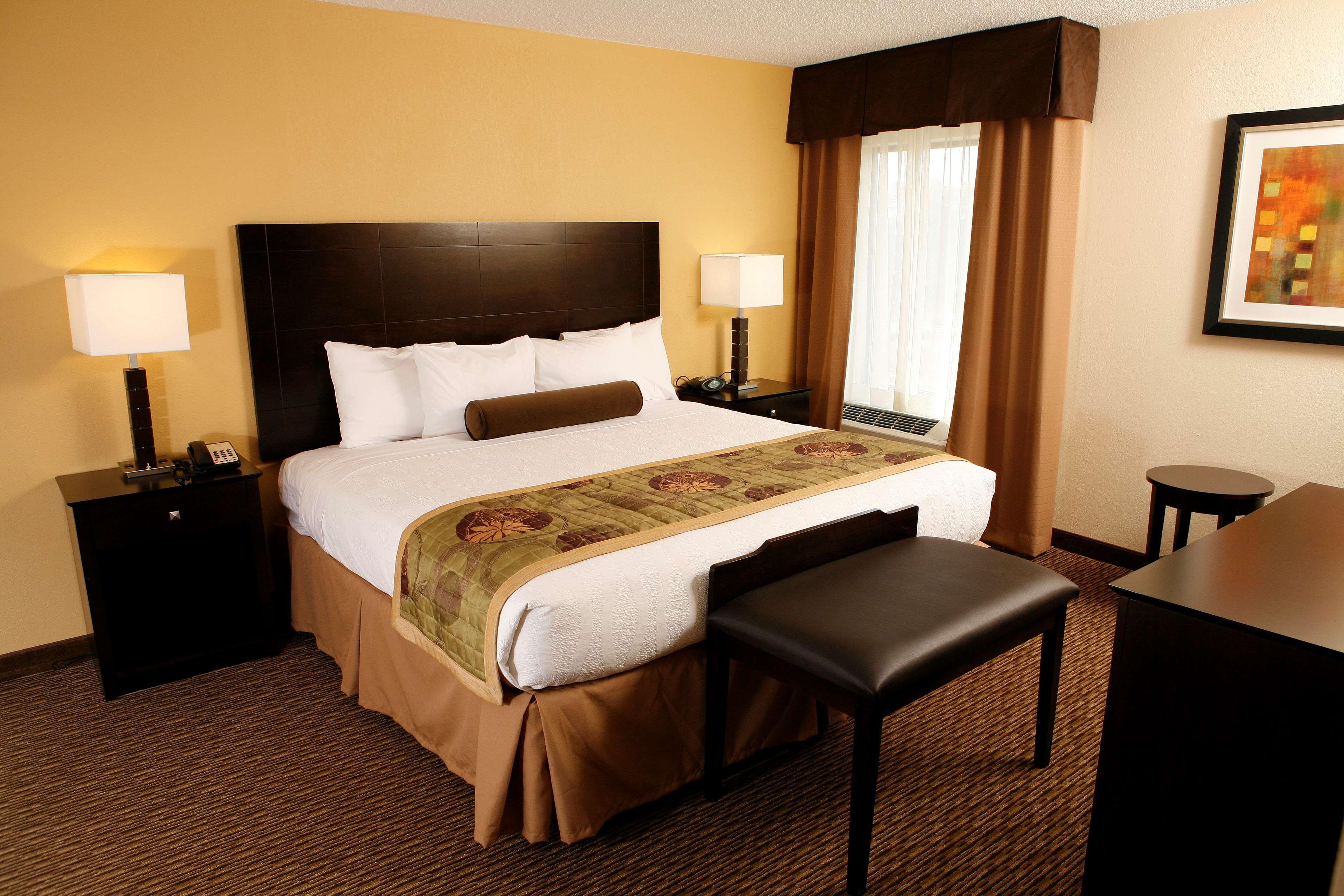 Best Western Plus Goldsboro Extérieur photo